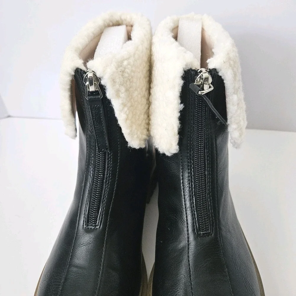 Journee Collection Frynn Almond Toe Block Heel Ankle Booties In Black Size 7 - Picture 5 of 10